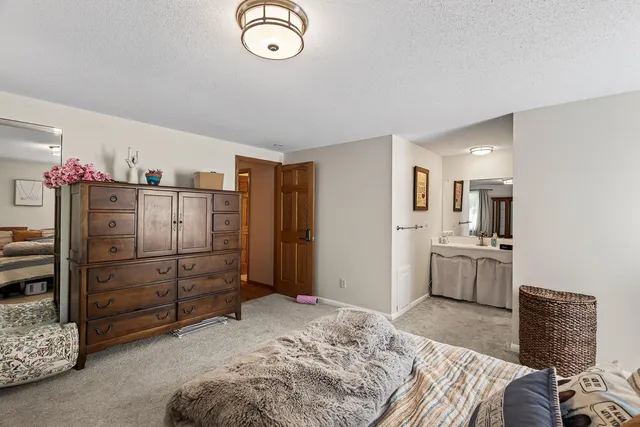 $399,900 | 110102 Arboretum Way, Chaska, MN 55318