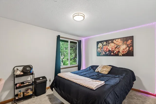 $399,900 | 110102 Arboretum Way, Chaska, MN 55318