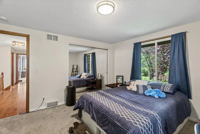 $399,900 | 110102 Arboretum Way, Chaska, MN 55318