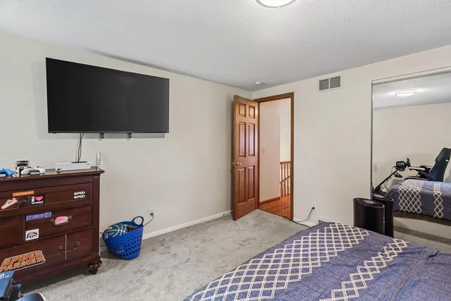 $399,900 | 110102 Arboretum Way, Chaska, MN 55318