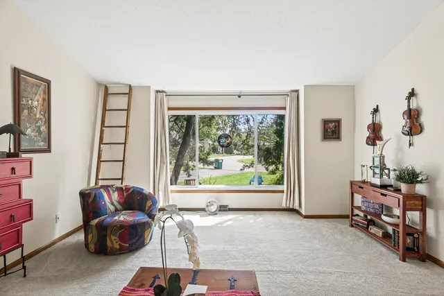 $399,900 | 110102 Arboretum Way, Chaska, MN 55318