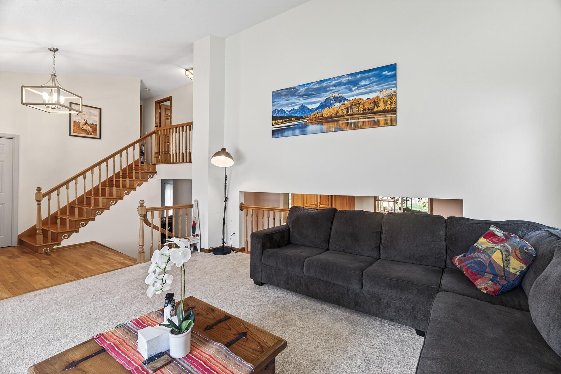 110102 Arboretum Way Chaska, MN 55318 - Photo 5 of 33