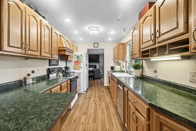 $399,900 | 110102 Arboretum Way, Chaska, MN 55318