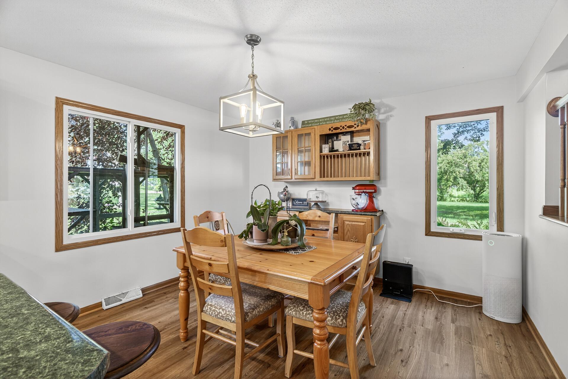 110102 Arboretum Way Chaska, MN 55318 - Photo 8 of 33