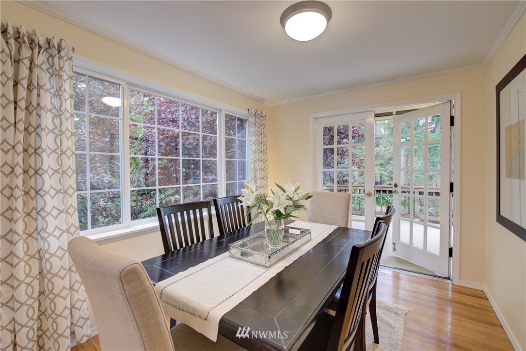 9315 Northeast 175th Street Bothell, WA 98011 - Photo 5 of 25 Gallery Image 5