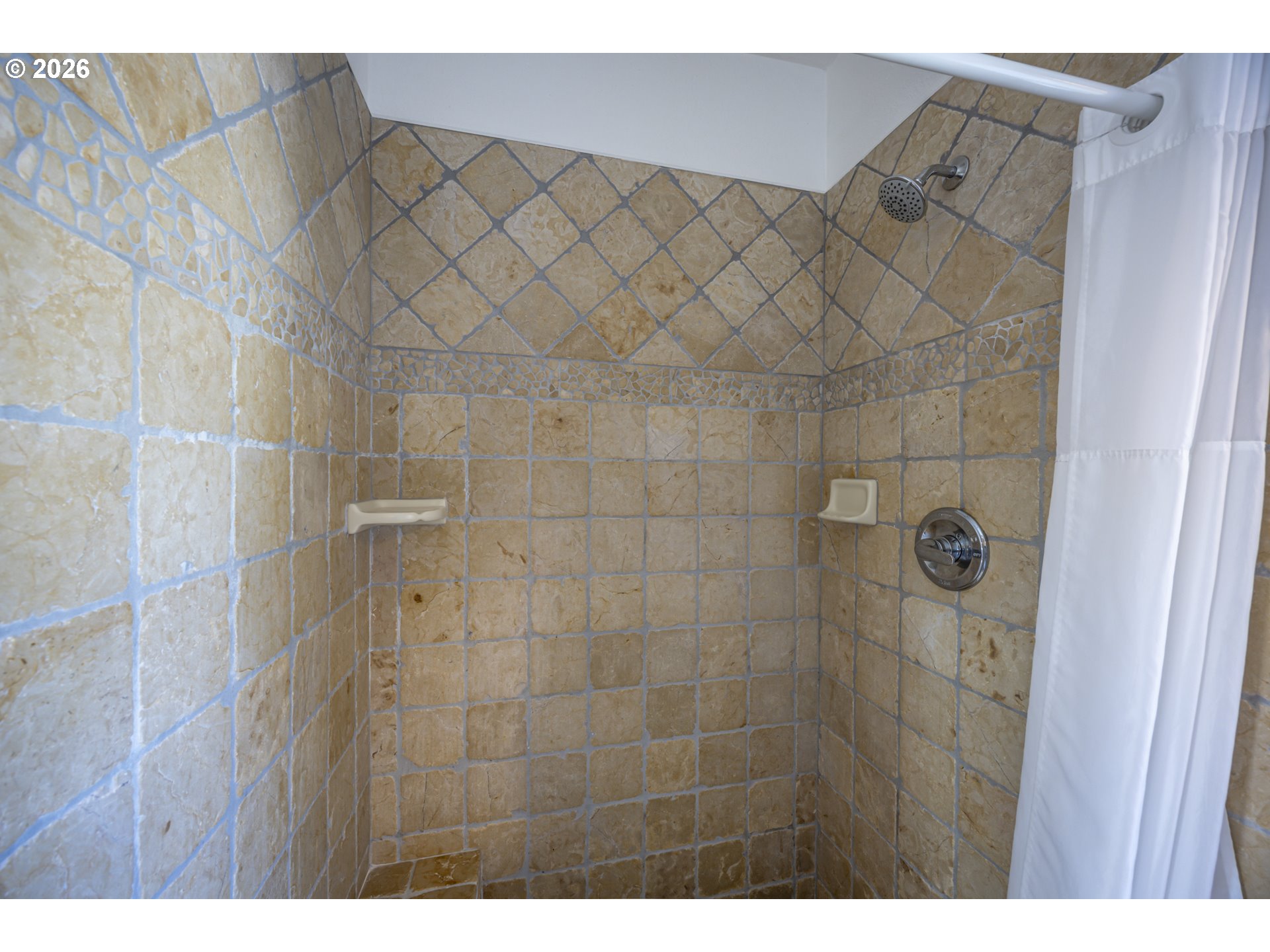 88426 2nd Avenue Florence, OR 97439 - Photo 17 of 45 a bathroom with a shower