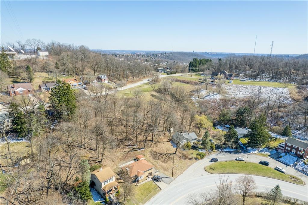 4224 Evergreen Road Pittsburgh, PA 15214 - Photo 10 of 12 a view of a city