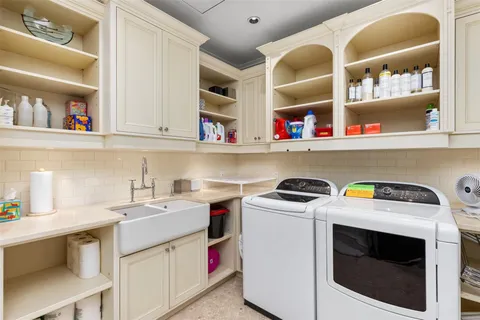 $24,900,000 | 2430 Del Lago Drive, Fort Lauderdale, FL 33316