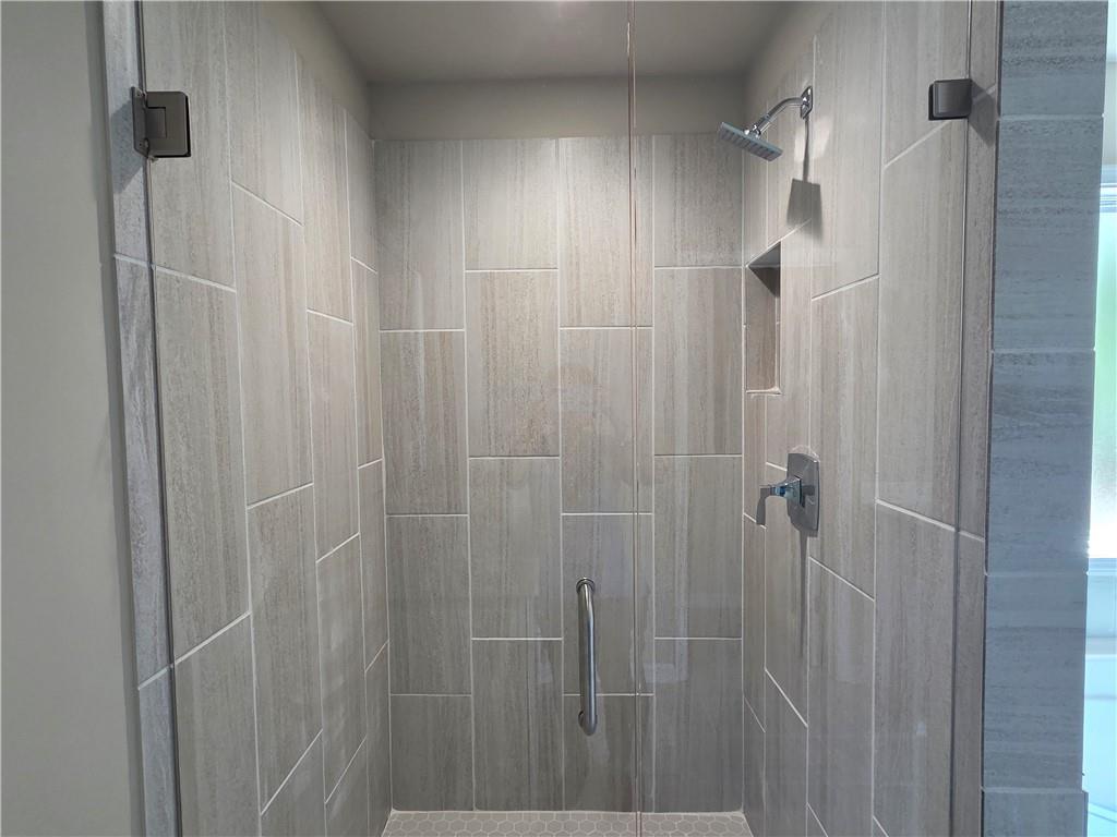 293 Meadows Drive Bethlehem, GA 30620 - Photo 34 of 34 a bathroom with a shower