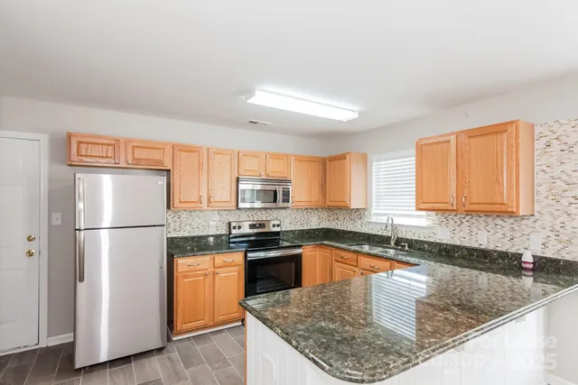 $2,385 | 133 Dovetail Drive, Mooresville, NC 28115