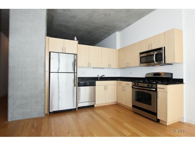 235 West Van Buren Street, Unit 1704 Chicago, IL 60607 - Photo 3 of 10