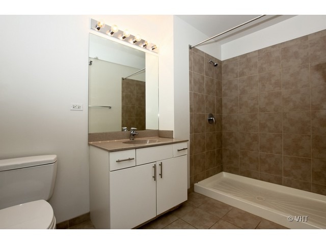 235 West Van Buren Street, Unit 1704 Chicago, IL 60607 - Photo 7 of 10