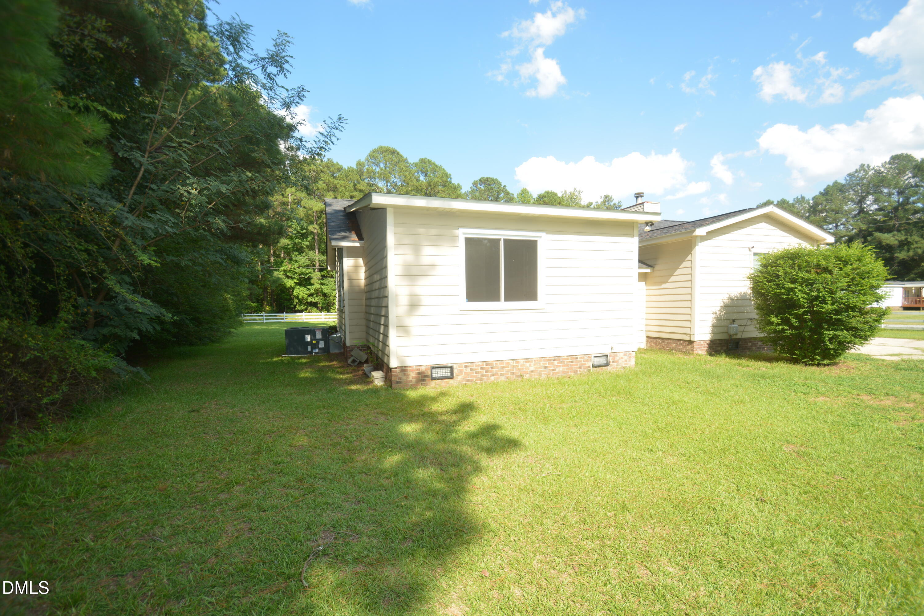 1352 Little Devine Road Selma, NC 27576 - Photo 18 of 18 DSC_0427