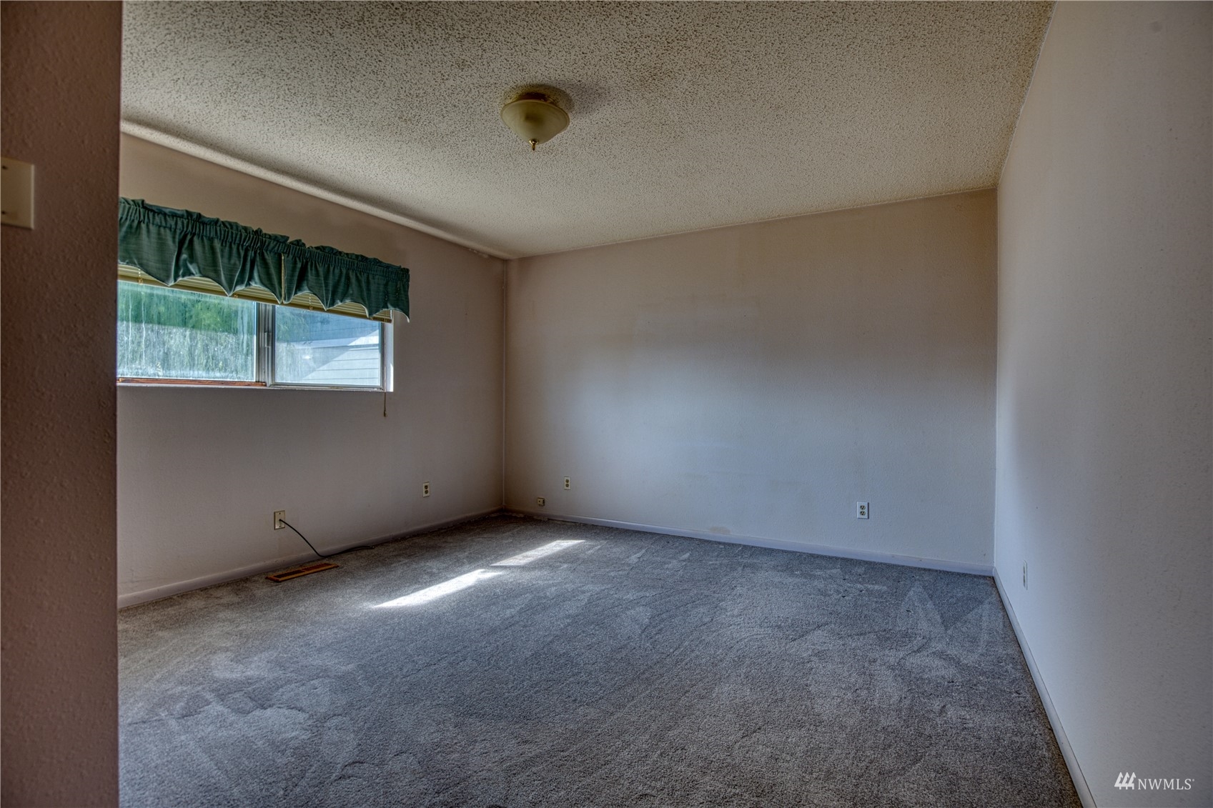1205 Coolidge Road Aberdeen, WA 98520 - Photo 12 of 23 Gallery Image 12