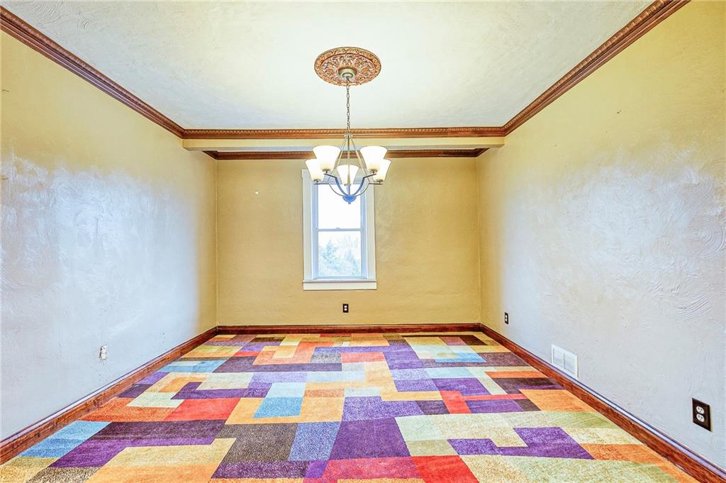 545 Fort Couch Road Pittsburgh, PA 15241 - Photo 7 of 21 Dining Room or Bedroom