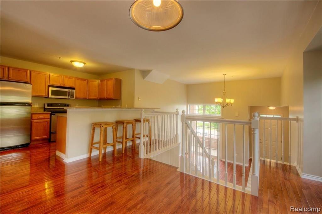 50103 Harding Street, Unit 123 Canton, MI 48188 - Photo 10 of 49