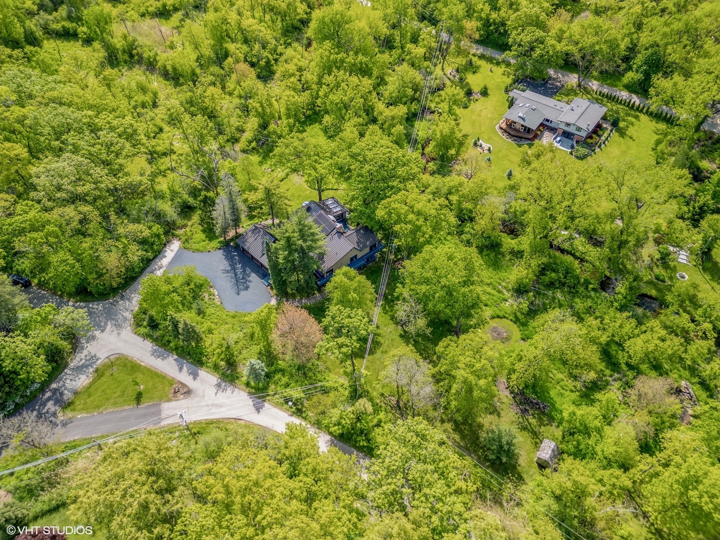 284 Oxford Road North Barrington, IL 60010 - Photo 37 of 48 an aerial view of residential house with outdoor space and trees all around