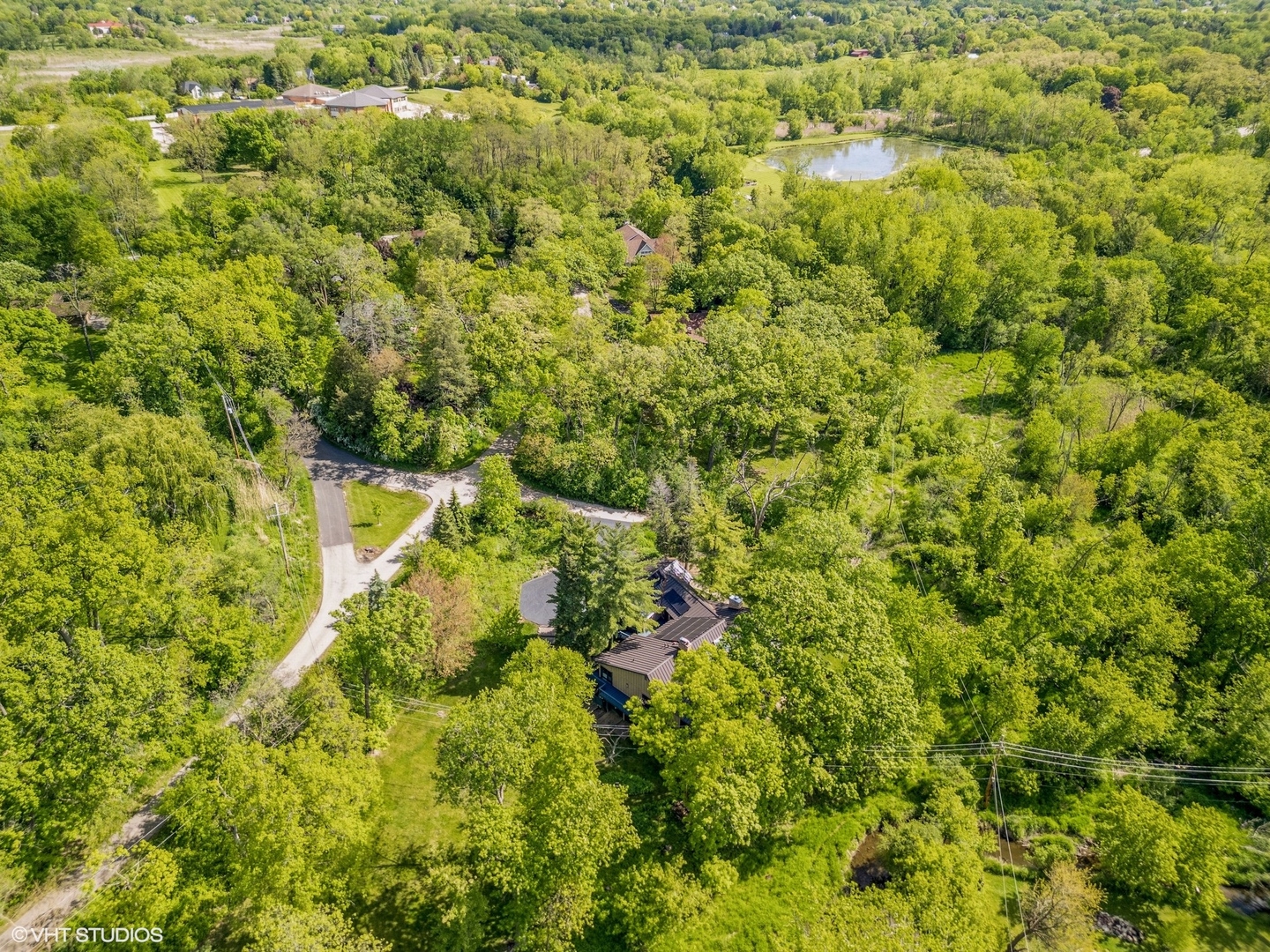 284 Oxford Road North Barrington, IL 60010 - Photo 43 of 48 a view of a yard