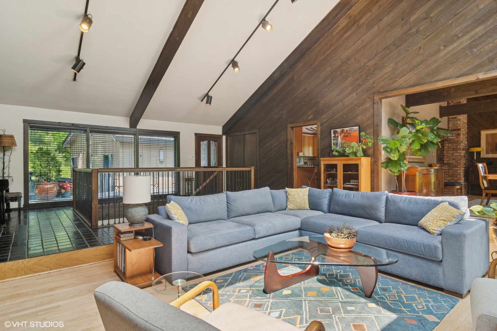 284 Oxford Road North Barrington, IL 60010 - Photo 5 of 48 a living room with furniture and a floor to ceiling window