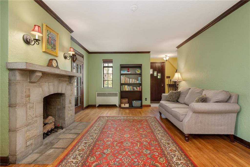 257 Cascade Road Pittsburgh, PA 15221 - Photo 11 of 25 Gallery Image 11