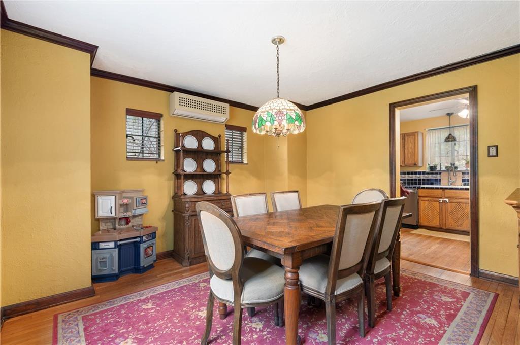 257 Cascade Road Pittsburgh, PA 15221 - Photo 9 of 25 Gallery Image 9