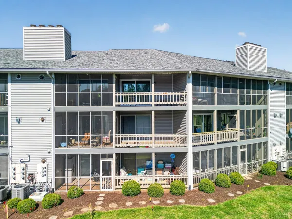 $204,900 | 3224 Spinnaker Point, Forest, VA 24551