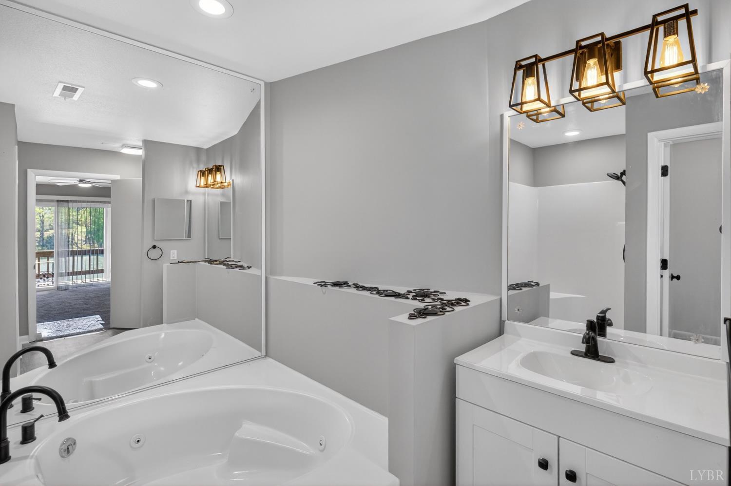 3224 Spinnaker Point Forest, VA 24551 - Photo 5 of 41