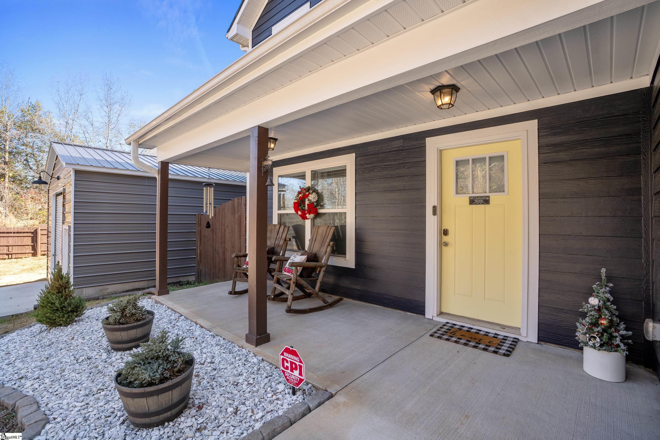 2636 Holiday Road Greer, SC 29651 - Photo 6 of 34