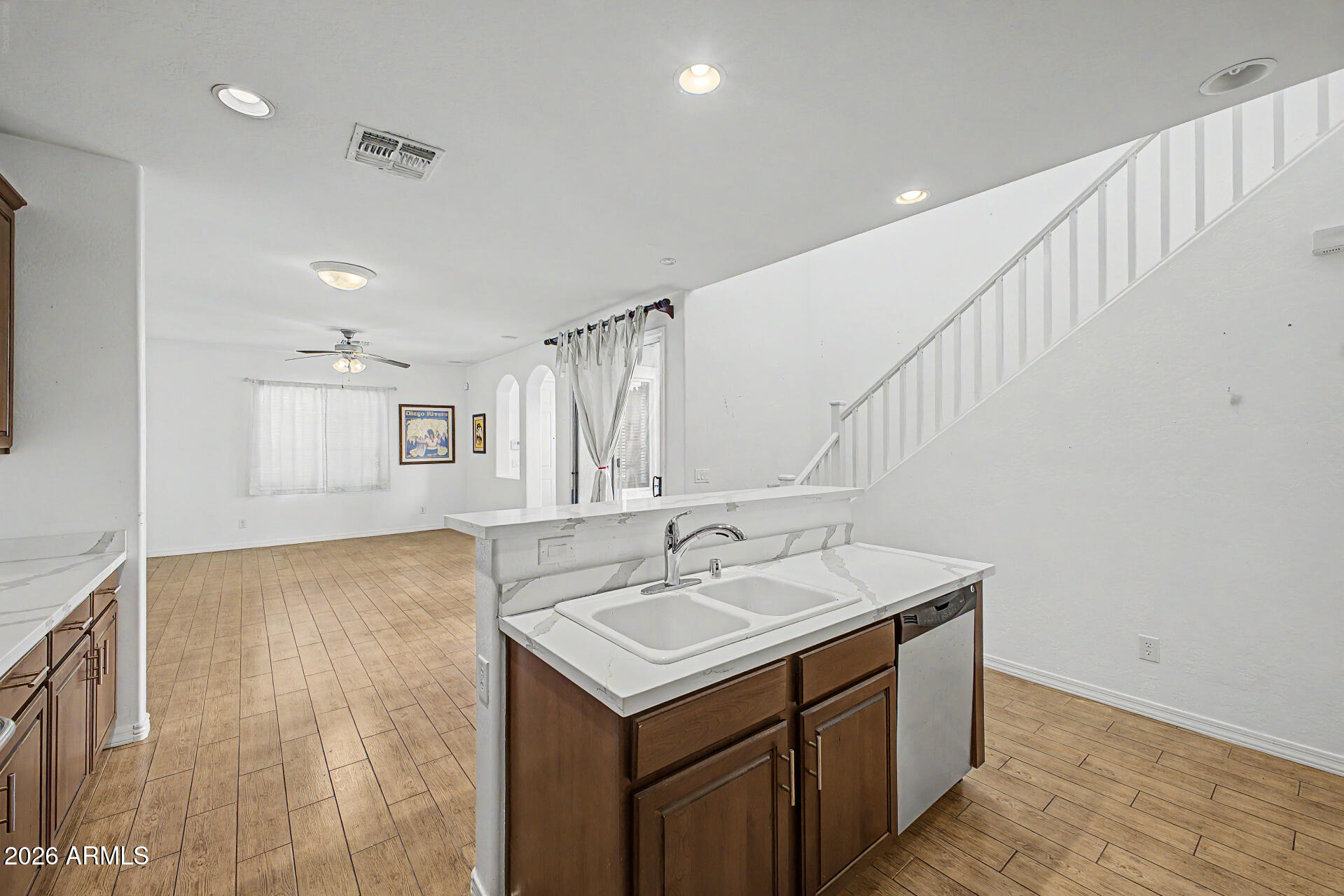 7735 West Eaton Road Phoenix, AZ 85035 - Photo 11 of 83 11 - Eaton