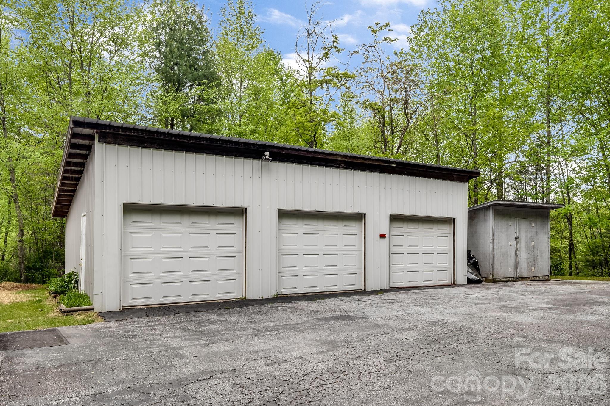 3287 Cabin Creek Road Zirconia, NC 28790 - Photo 29 of 32