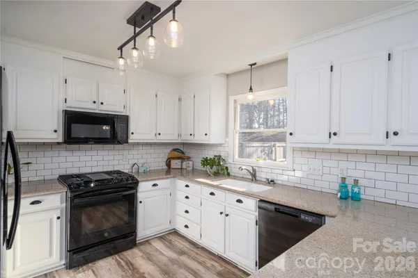 $625,000 | 2568 Chelsea Drive, Concord, NC 28025