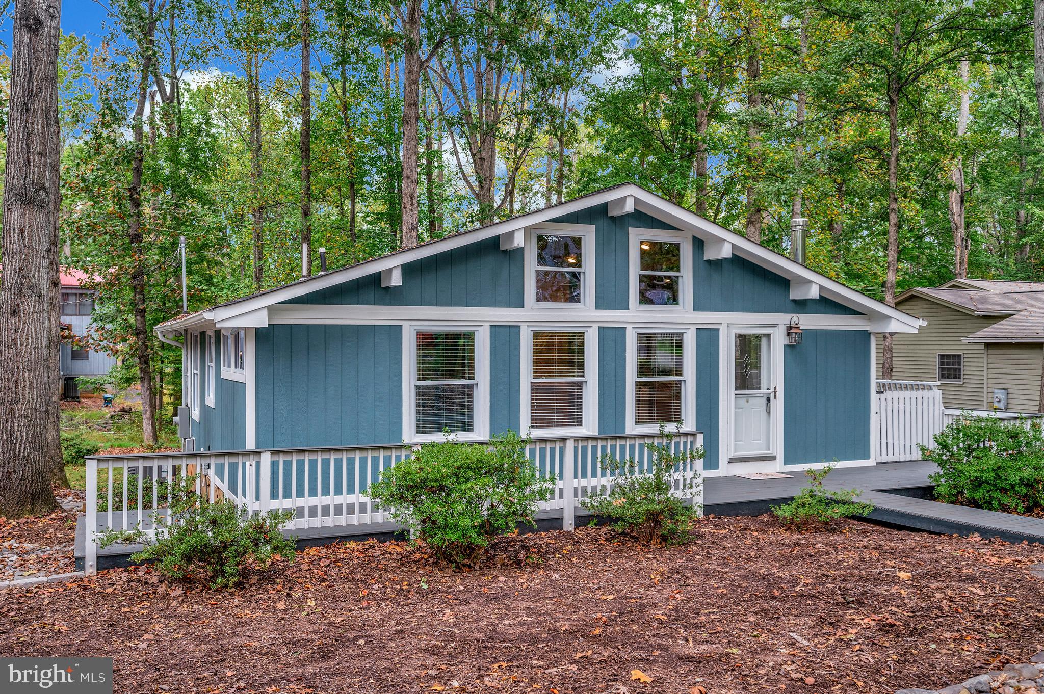 4239 Lakeview Parkway Locust Grove, VA 22508 - Photo 4 of 65 a view of a house with a yard