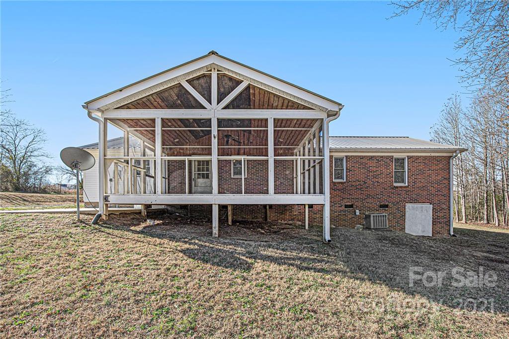2124 State Rd S-29-39 Lancaster, SC 29720 - Photo 7 of 21
