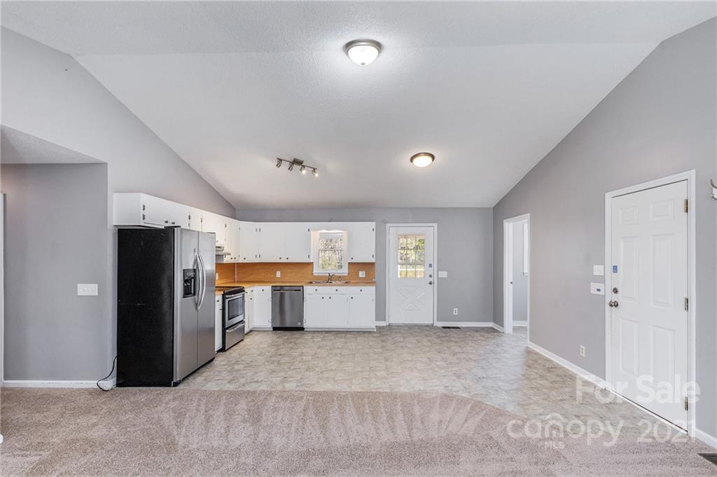 2124 State Rd S-29-39 Lancaster, SC 29720 - Photo 9 of 21