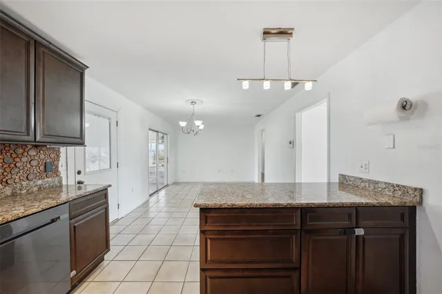 $2,000 | 503 Holt Circle, Winter Haven, FL 33880