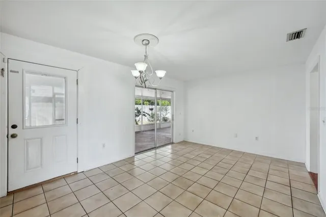 $2,000 | 503 Holt Circle, Winter Haven, FL 33880