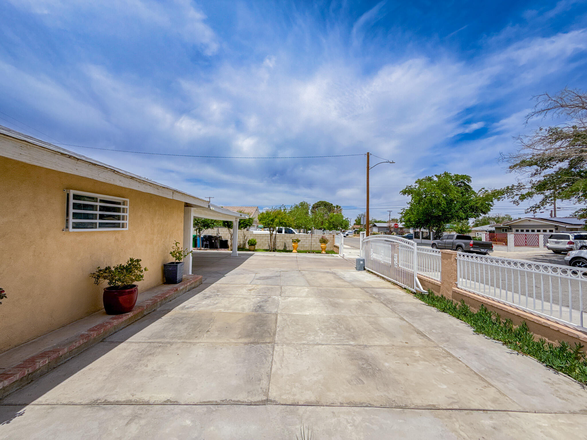 45431 Sancroft Avenue Lancaster, CA 93535 - Photo 4 of 49 a view of house and outdoor space