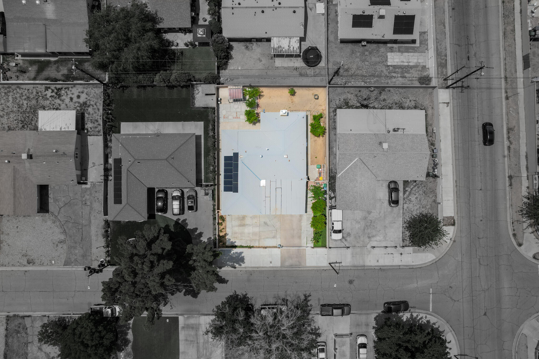 45431 Sancroft Avenue Lancaster, CA 93535 - Photo 43 of 49 an aerial view of residential houses with outdoor space
