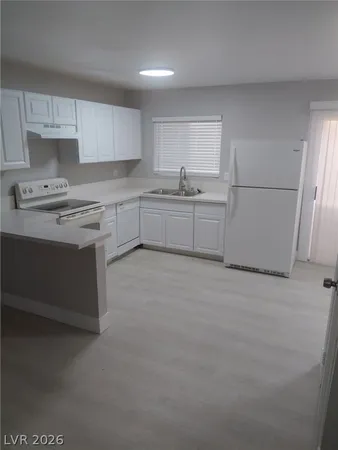 $1,100 | 5228 Garden Lane, Unit D, Las Vegas, NV 89119