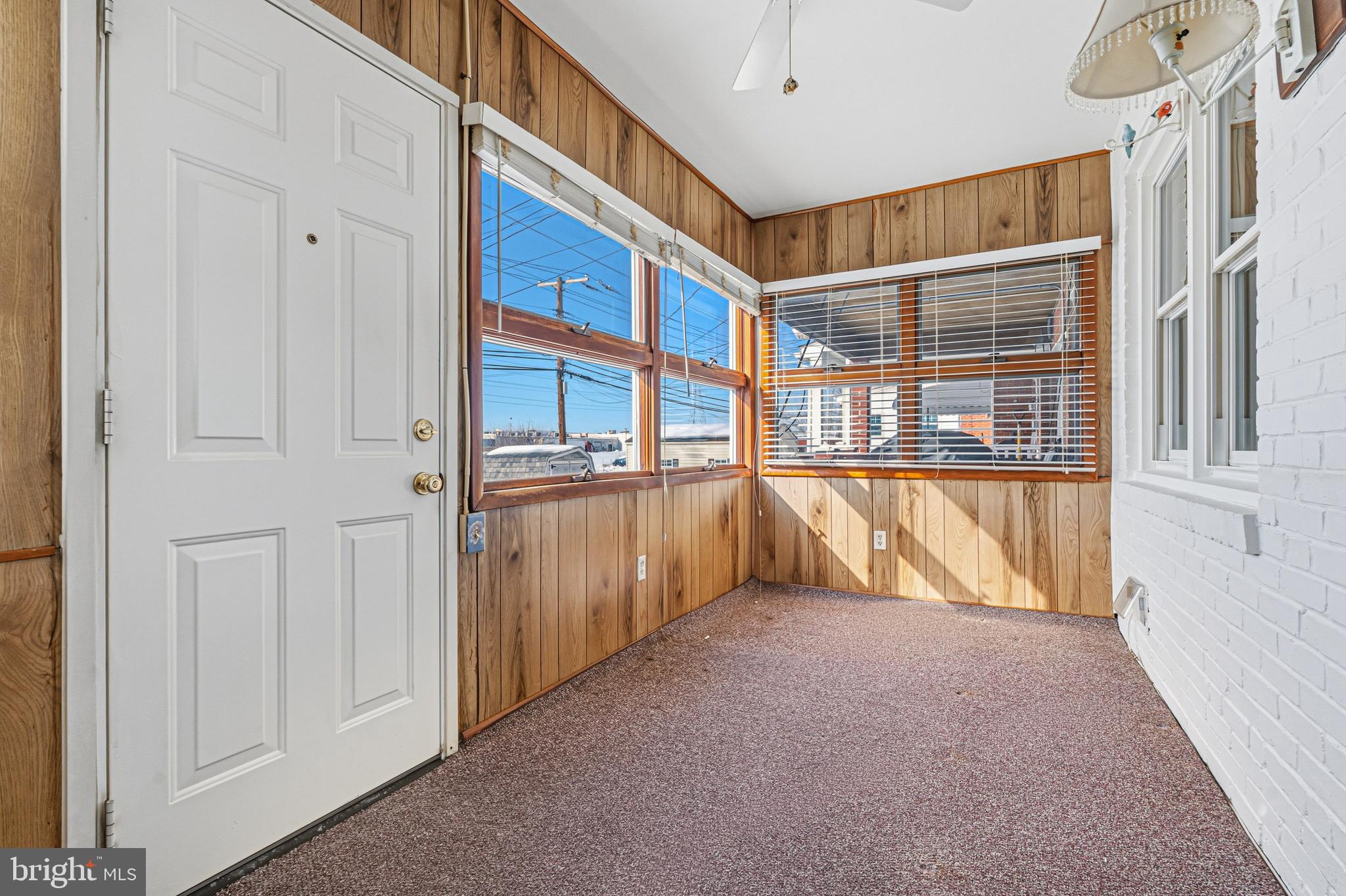 2734 Plainfield Road Baltimore, MD 21222 - Photo 14 of 34 Sunroom