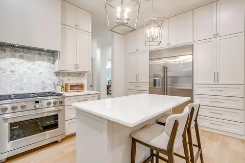 $1,349,000 | 2144 Fountain Square Drive, Fort Worth, TX 76107
