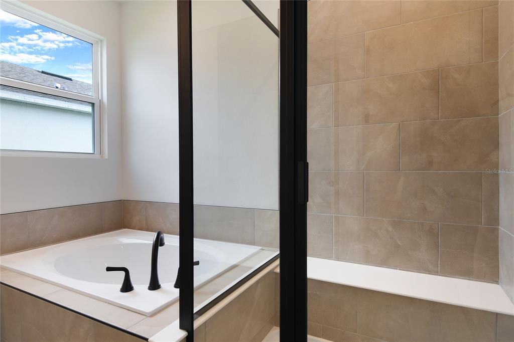 4060 Bannock Avenue Tavares, FL 32778 - Photo 15 of 24