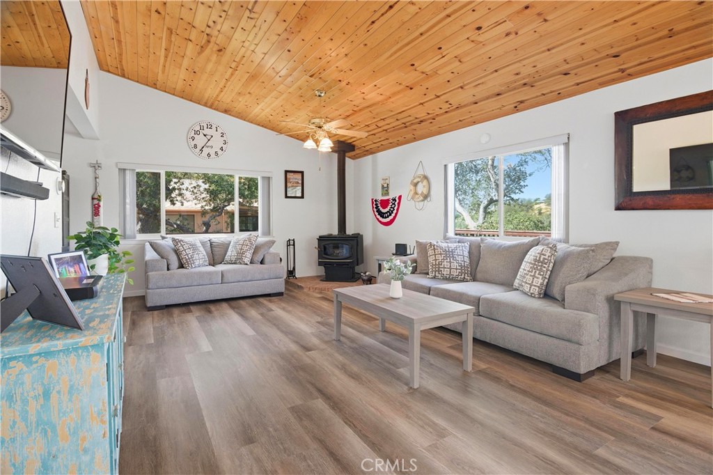 2515 Shoreline Road Bradley, CA 93426 - Photo 13 of 46