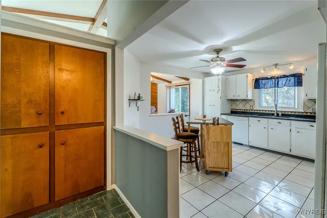 $319,900 | 11152 Porterville Road, Marilla, NY 14052