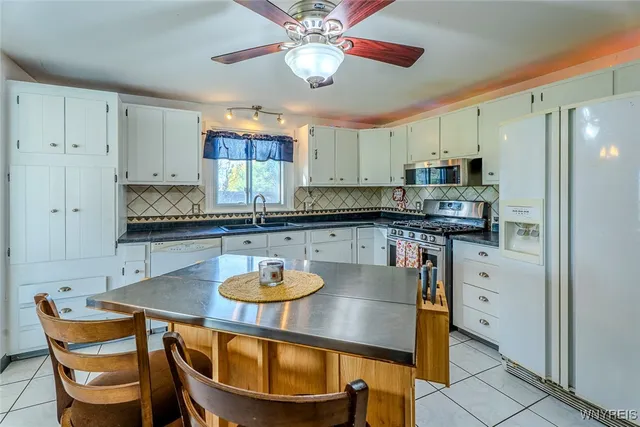 $319,900 | 11152 Porterville Road, Marilla, NY 14052