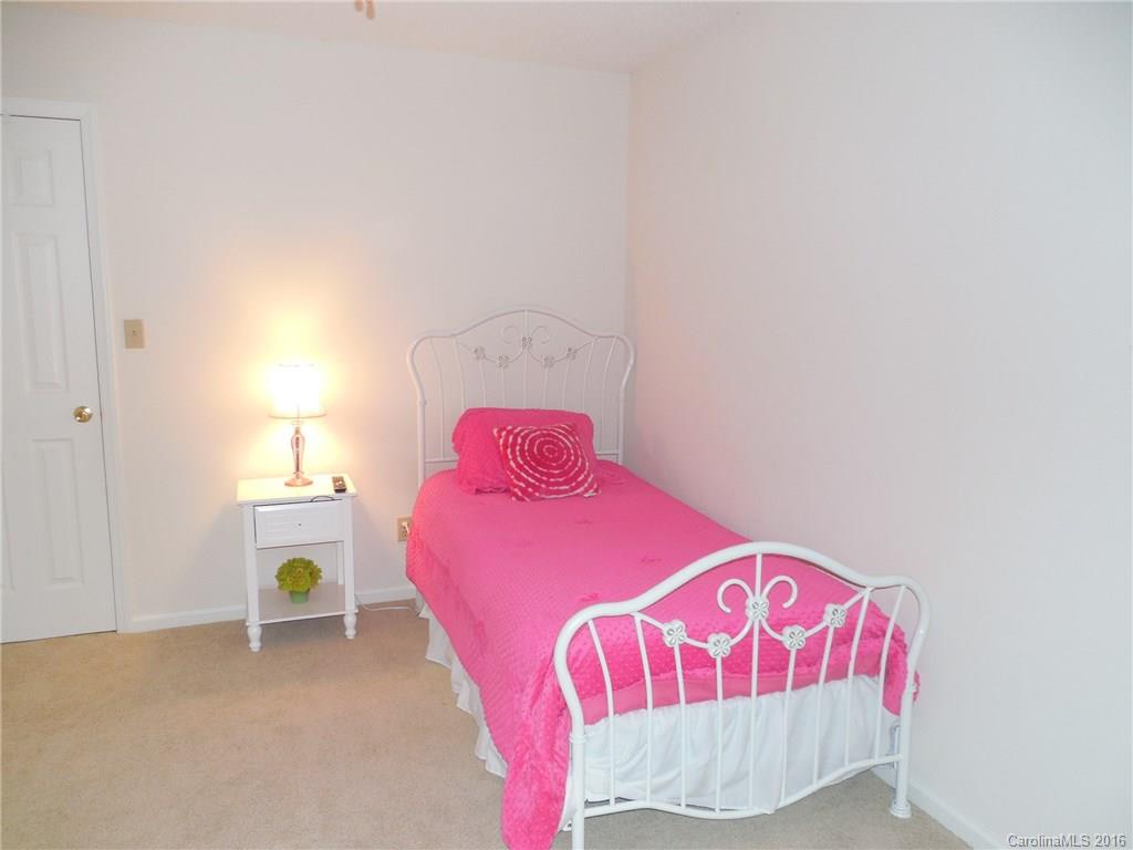 1335 Riverside Drive Lexington, NC 27292 - Photo 11 of 24 Gallery Image 11
