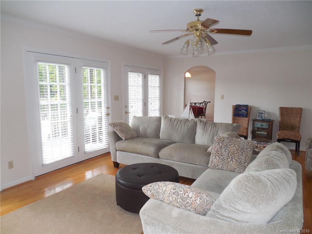 1335 Riverside Drive Lexington, NC 27292 - Photo 8 of 24 Gallery Image 8