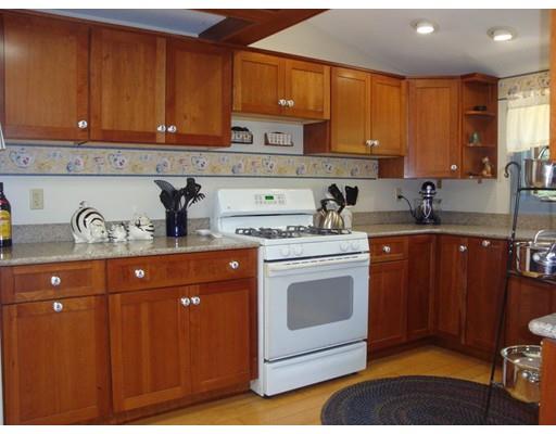 24 Palmer Road Plympton, MA 02367 - Photo 5 of 42 Gallery Image 5