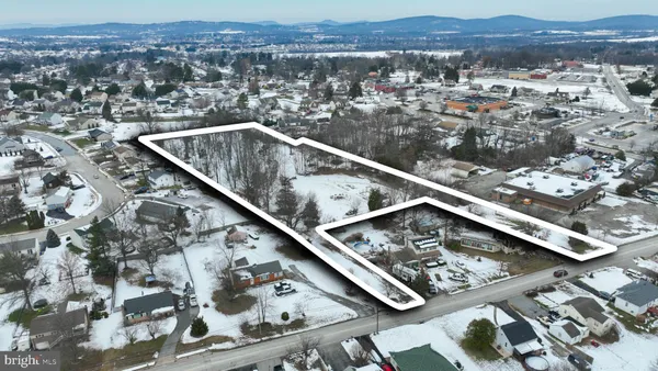 $155,000 | 2500 Oakland Road, Dover, PA 17315