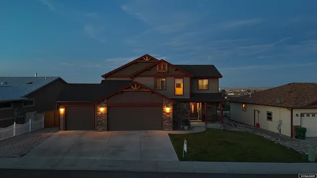 $615,000 | 981 Meadowlark Drive, Douglas, WY 82633